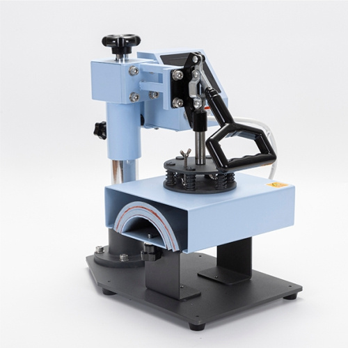 Tepelný lis na potisk fotbalových chráničů