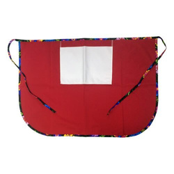 Klasická kuchyňská zástěra s kapsou na druk - červená s barevným lemováním - černé slovanské květy