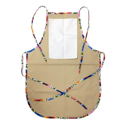 Zaoblená kuchyňská zástěra s kapsou na potisk - béžová s barevným lemováním - bílé slovanské květy