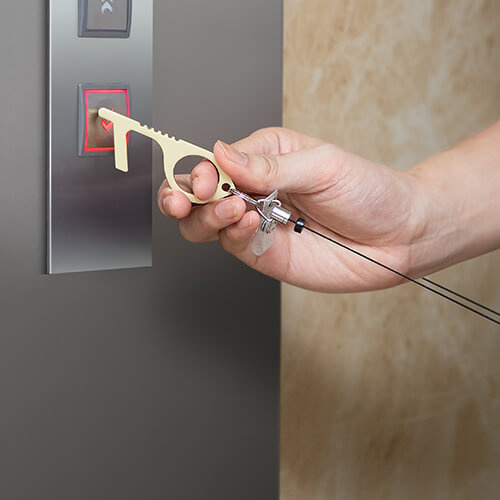 Bezkontaktní klíčenka pro otevírání dveří - model B