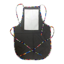 Zaoblená kuchyňská zástěra s kapsou na druk - šedá s barevným lemováním - bílé slovanské květy