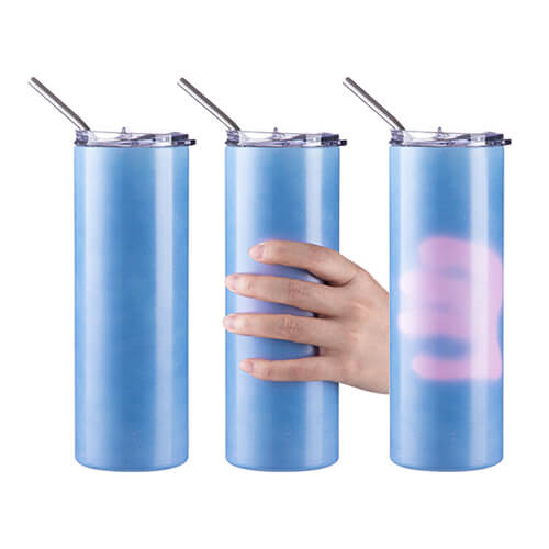 600 ml hrnek s brčkem pro sublimaci - měnící barvu za tepla z modré na růžovou