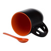 Magický hrnek 330 ml matně černý s oranžovým vnitřkem a lžičkou (pro sublimaci)