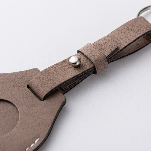 Kožená klíčenka s řemínkem / pouzdro AirTag pro sublimaci - šedá