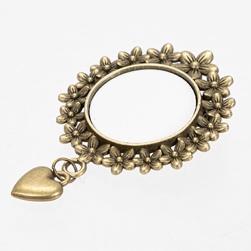 Kulatá brož s přívěskem ve tvaru srdce pro sublimaci