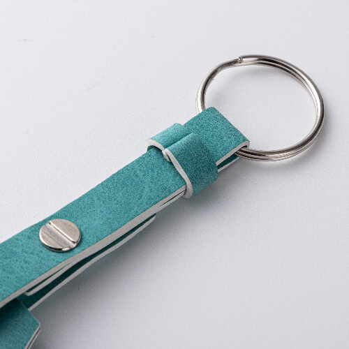 Kožená klíčenka s páskem / pouzdro AirTag pro sublimaci - zelené