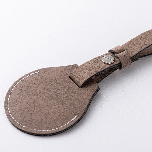 Kožená klíčenka s řemínkem / pouzdro AirTag pro sublimaci - šedá