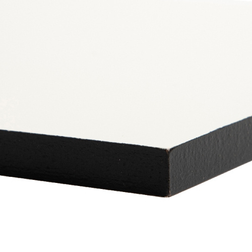 Věšák z MDF se třemi háčky